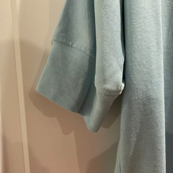 Eddie Bauer Light Blue Short Sleeve Top Size Medium - Picture 3 of 4